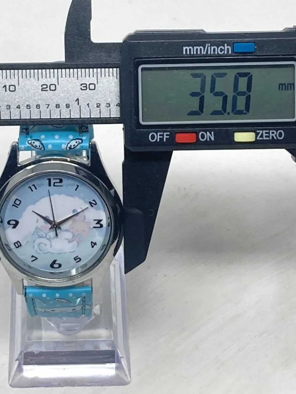 Cinnamoroll Womens Watch 36mm Silver Tone Sanrio Faux Leather New Battery 8.75